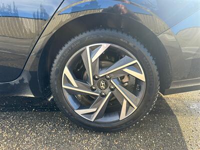2024 Hyundai ELANTRA Preferred Tech   - Photo 18 - St Albert, AB T8N 3Z7