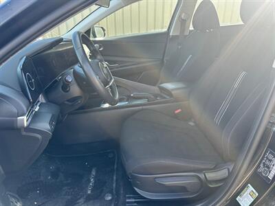 2024 Hyundai ELANTRA Preferred Tech   - Photo 11 - St Albert, AB T8N 3Z7