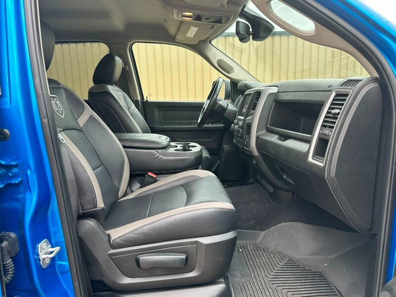 2021 RAM 1500 Classic Express 4x4 - Photo 15 - St Albert, AB T8N 3Z7