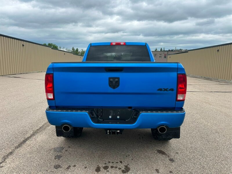 2021 RAM 1500 Classic Express 4x4 - Photo 7 - St Albert, AB T8N 3Z7