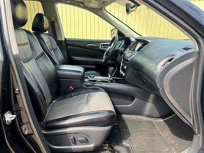 2020 Nissan Pathfinder SL Rock Creek  4x4 - Photo 14 - St Albert, AB T8N 3Z7