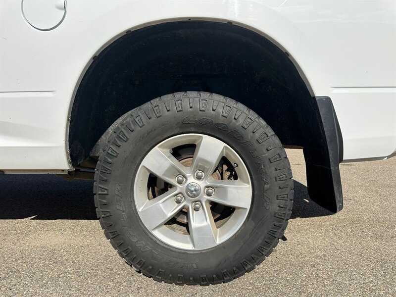 2017 RAM 1500 SLT - Photo 16 - St Albert, AB T8N 3Z7