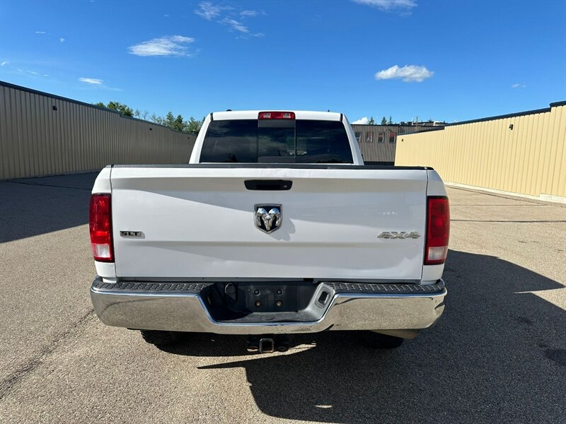 2017 RAM 1500 SLT - Photo 4 - St Albert, AB T8N 3Z7