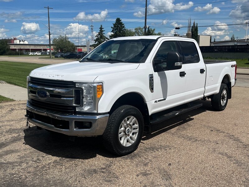 2017 Ford F-350 Super Duty XLT Diesel 4x4 - Photo 1 - Edmonton, AB T5L 2J7