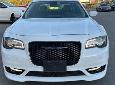 2023 Chrysler 300 Series Touring L   - Photo 3 - St Albert, AB T8N 3Z7