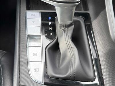 2023 Hyundai ELANTRA Hybrid Luxury - Photo 13 - Edmonton, AB T5L 2J7