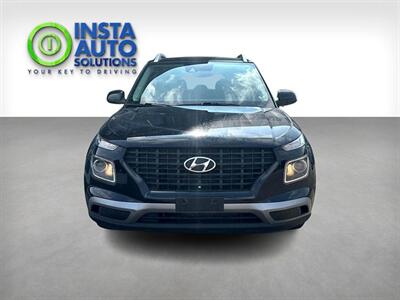 2021 Hyundai Venue Preferred   - Photo 1 - Edmonton, AB T5L 2J7