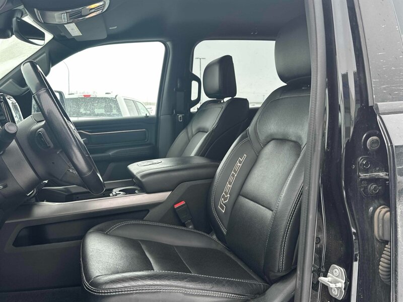 2022 RAM 1500 Rebel Night Crew Cab 4x4 - Photo 10 - Edmonton, AB T5L 2J7