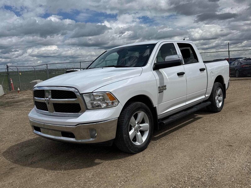 2021 RAM 1500 Classic SXT  4X4 - Photo 1 - St Albert, AB T8N 3Z7