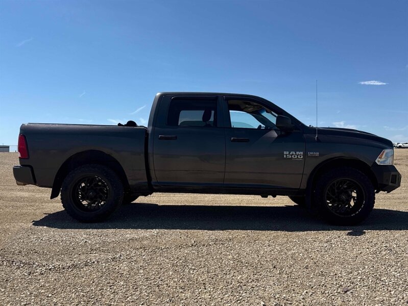 2019 RAM 1500 Classic Express 4x4 - Photo 3 - St Albert, AB T8N 3Z7