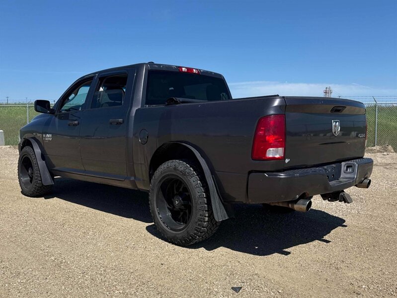 2019 RAM 1500 Classic Express 4x4 - Photo 5 - St Albert, AB T8N 3Z7