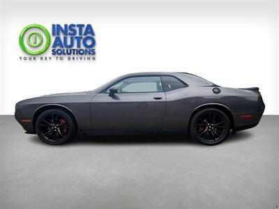 2018 Dodge Challenger SXT Plus   - Photo 2 - Acheson, AB T7X 5A3