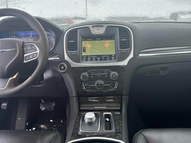 2023 Chrysler 300 Series Touring L AWD - Photo 12 - Acheson, AB T7X 5A3