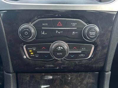 2023 Chrysler 300 Series Touring L AWD - Photo 14 - Acheson, AB T7X 5A3