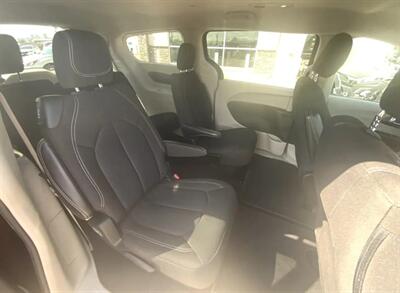 2022 Chrysler Grand Caravan SXT - Photo 13 - Edmonton, AB T5L 2J7
