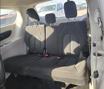 2022 Chrysler Grand Caravan SXT - Photo 14 - Edmonton, AB T5L 2J7