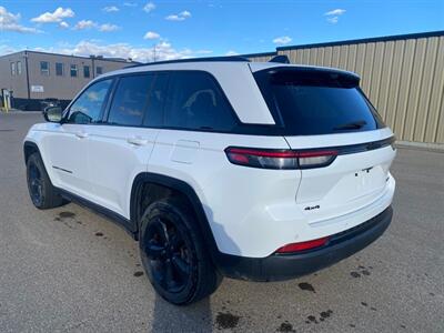 2023 Jeep Grand Cherokee Limited  4x4 - Photo 6 - St Albert, AB T8N 3Z7
