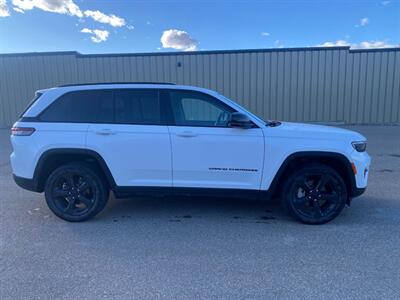 2023 Jeep Grand Cherokee Limited  4x4 - Photo 5 - St Albert, AB T8N 3Z7