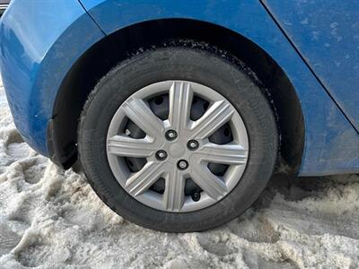 2023 Kia Rio 5-Door S - Photo 16 - Acheson, AB T7X 5A3