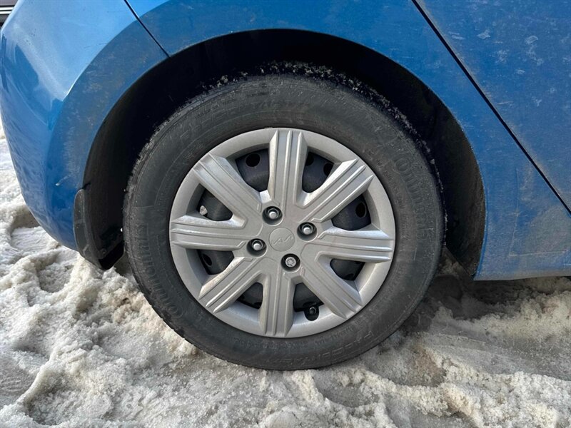 2023 Kia Rio 5-Door S - Photo 16 - Acheson, AB T7X 5A3