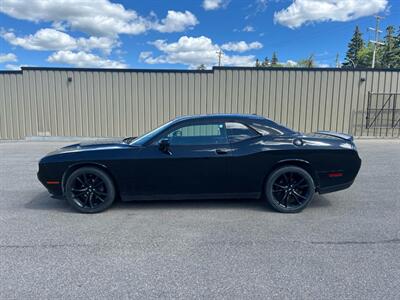 2017 Dodge Challenger SXT Plus  Blacktop - Photo 2 - St Albert, AB T8N 3Z7