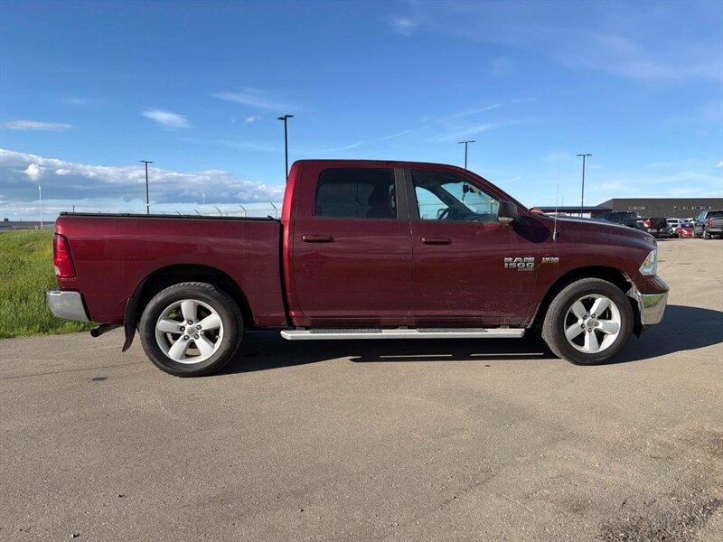 2021 RAM 1500 Classic SLT 4x4 - Photo 6 - St Albert, AB T8N 3Z7
