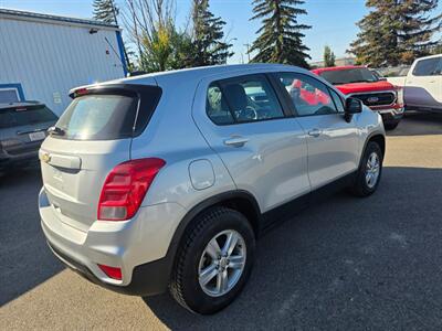 2019 Chevrolet Trax LS AWD - Photo 6 - St Albert, AB T8N 3Z7