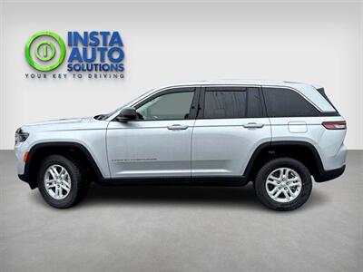 2023 Jeep Grand Cherokee Laredo  4x4 - Photo 3 - St Albert, AB T8N 3Z7