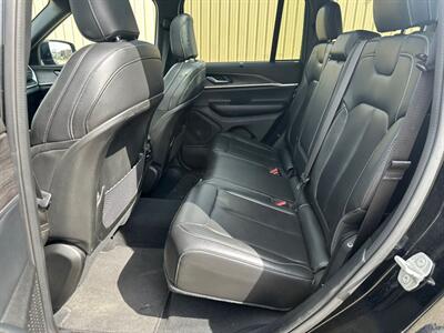 2024 Jeep Grand Cherokee Limited 4x4 - Photo 18 - St Albert, AB T8N 3Z7