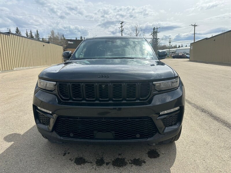 2024 Jeep Grand Cherokee Limited 4x4 - Photo 3 - St Albert, AB T8N 3Z7