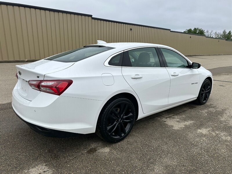 2024 Chevrolet Malibu LT Sport Edition - Photo 9 - St Albert, AB T8N 3Z7