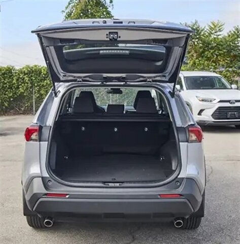 2025 Toyota RAV4 LE AWD - Photo 6 - St Albert, AB T8N 3Z7