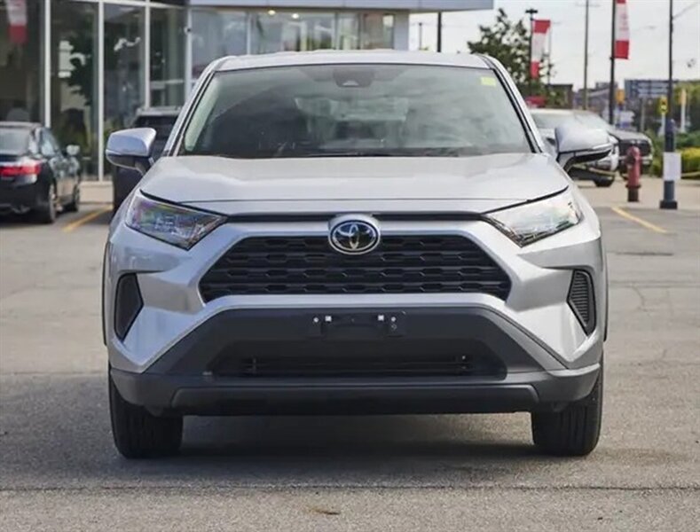 2025 Toyota RAV4 LE AWD - Photo 2 - St Albert, AB T8N 3Z7