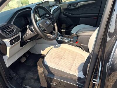 2023 Ford Escape Active  AWD - Photo 10 - St Albert, AB T8N 3Z7