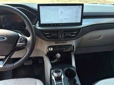 2023 Ford Escape Active  AWD - Photo 11 - St Albert, AB T8N 3Z7
