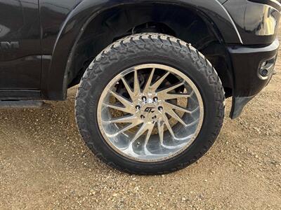 2020 RAM 1500 Limited Black Package  Crew Cab 4x4 - Photo 9 - Edmonton, AB T5L 2J7