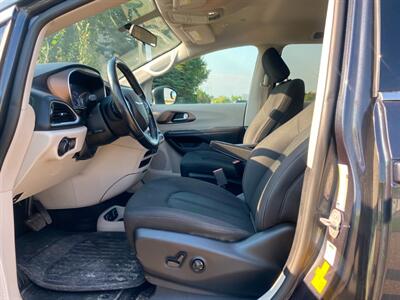 2019 Chrysler Pacifica Touring - Photo 10 - Edmonton, AB T5L 2J7