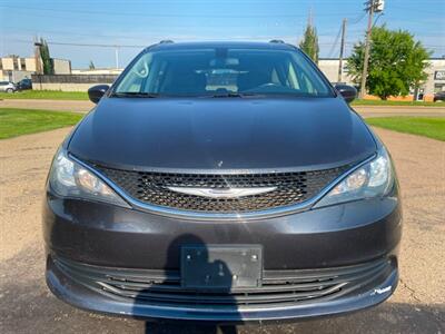 2019 Chrysler Pacifica Touring - Photo 4 - Edmonton, AB T5L 2J7