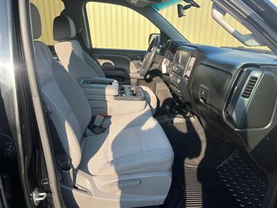 2018 Chevrolet Silverado 1500 Custom  4x4 - Photo 13 - St Albert, AB T8N 3Z7