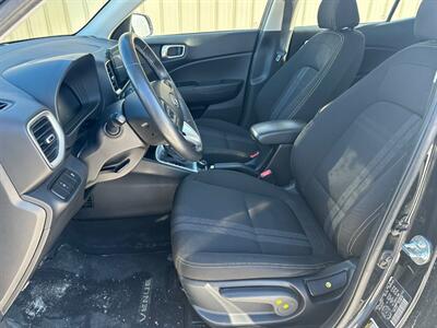 2023 Hyundai VENUE Preferred - Photo 10 - St Albert, AB T8N 3Z7