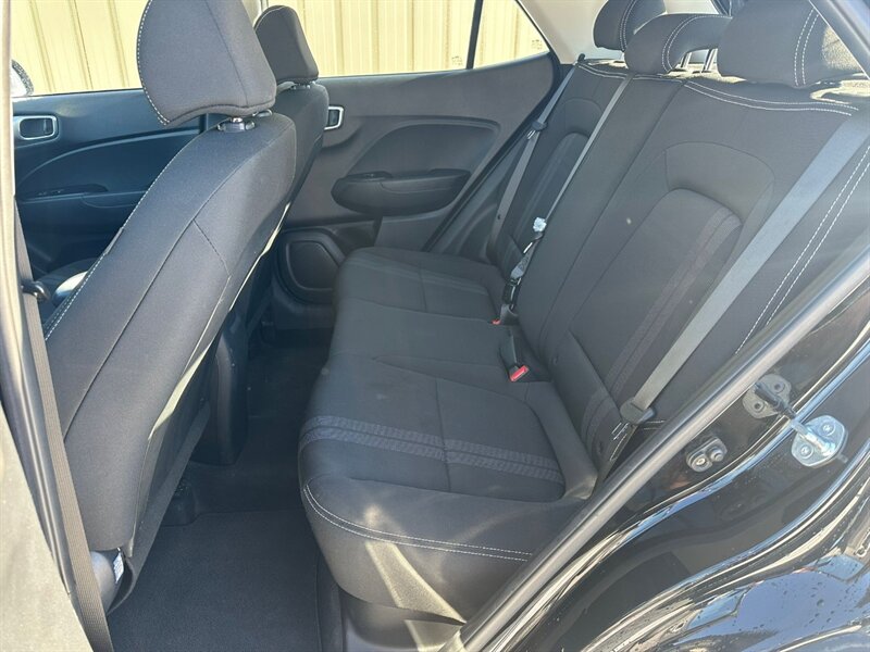 2023 Hyundai VENUE Preferred - Photo 17 - St Albert, AB T8N 3Z7
