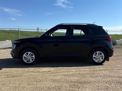 2023 Hyundai VENUE Preferred - Photo 3 - St Albert, AB T8N 3Z7