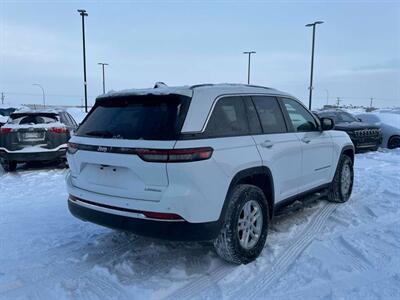 2023 Jeep Grand Cherokee Laredo  4x4 - Photo 6 - Acheson, AB T7X 5A3