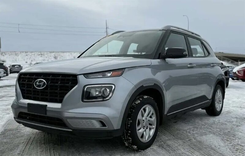 2024 Hyundai VENUE Preferred   - Photo 1 - St Albert, AB T8N 3Z7