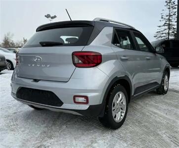 2024 Hyundai VENUE Preferred   - Photo 7 - St Albert, AB T8N 3Z7