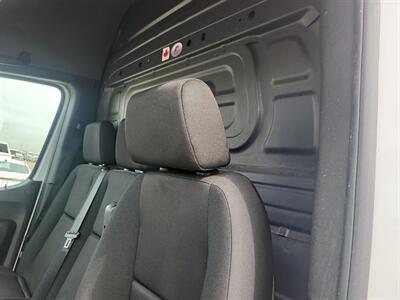 2023 Mercedes-Benz Sprinter 2500 CARGO VAN HIGH ROOF - Photo 8 - Edmonton, AB T5L 2J7