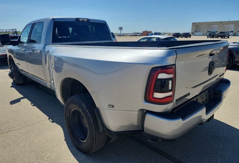 2023 RAM 3500 Laramie Dually 6.7L Diesel Turbo V6 - Photo 4 - Edmonton, AB T5L 2J7