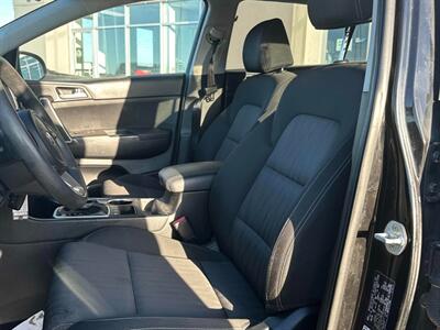 2020 Kia Sportage LX  AWD - Photo 10 - Acheson, AB T7X 5A3