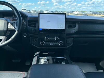 2023 Ford Expedition MAX Limited 4x4 - Photo 12 - St Albert, AB T8N 3Z7