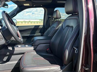 2023 Ford Expedition MAX Limited 4x4 - Photo 15 - St Albert, AB T8N 3Z7